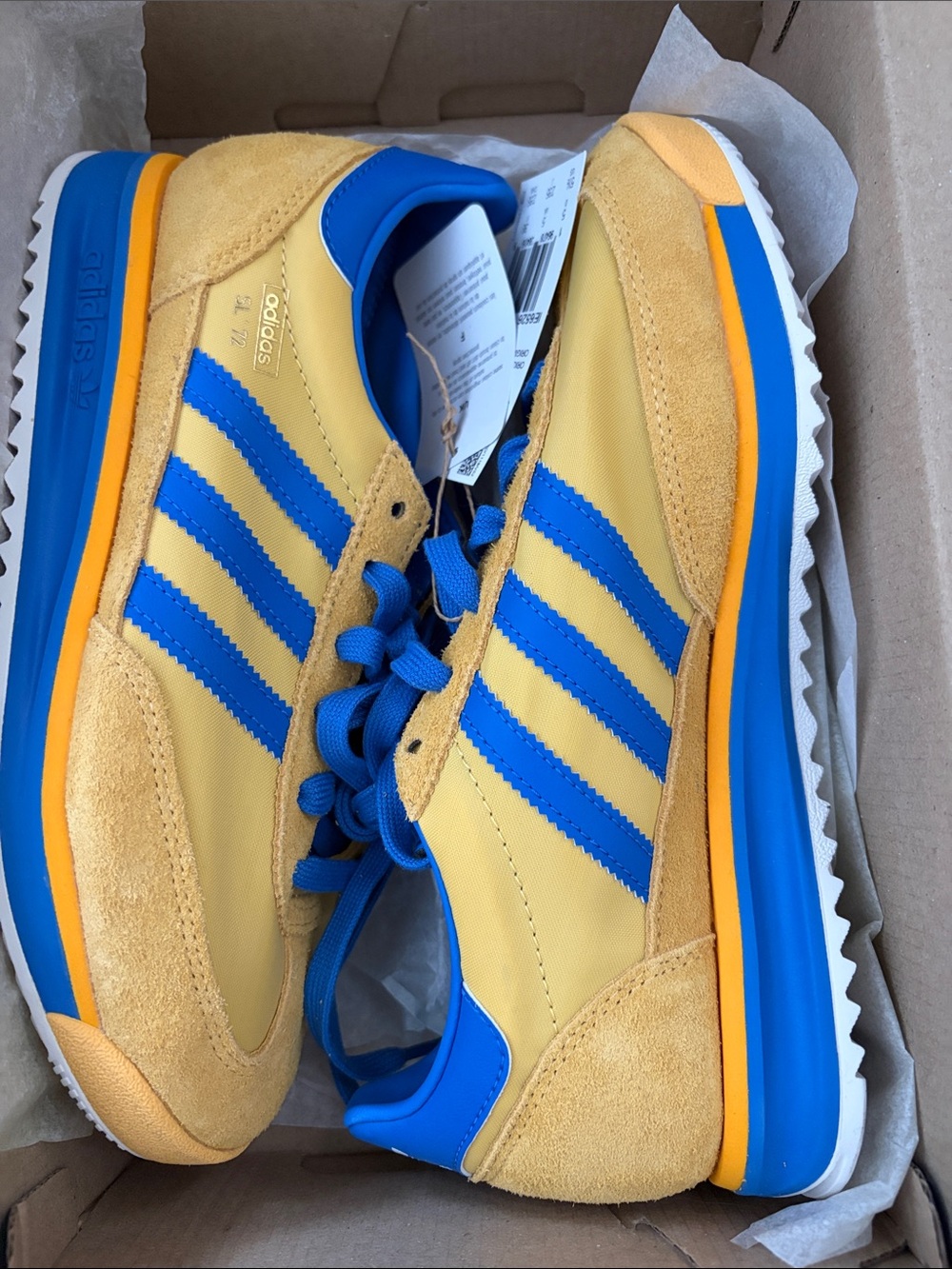 adidas Men’s Yellow & Blue Retro-Style Sneakers